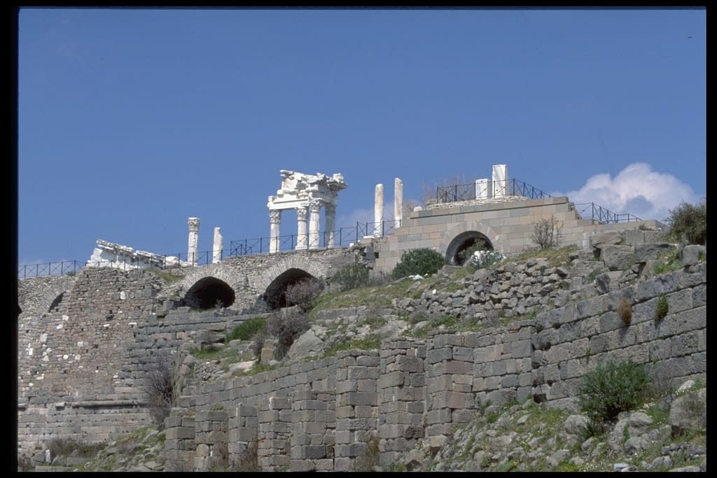Revelation – The letter to the compromising church in Pergamum