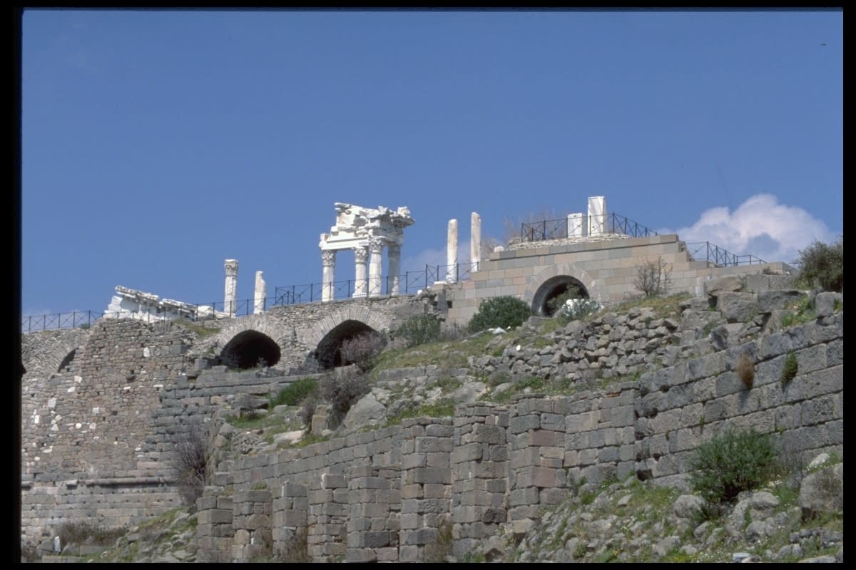 Revelation – The letter to the compromising church in Pergamum